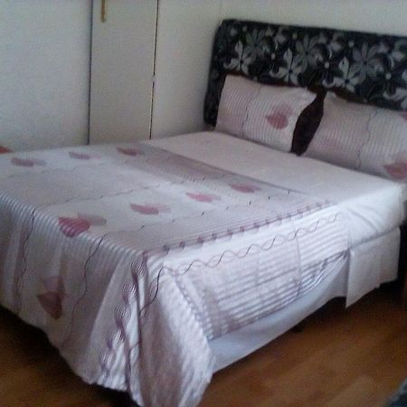 Guest House Macauly Johannesburgo Exterior foto